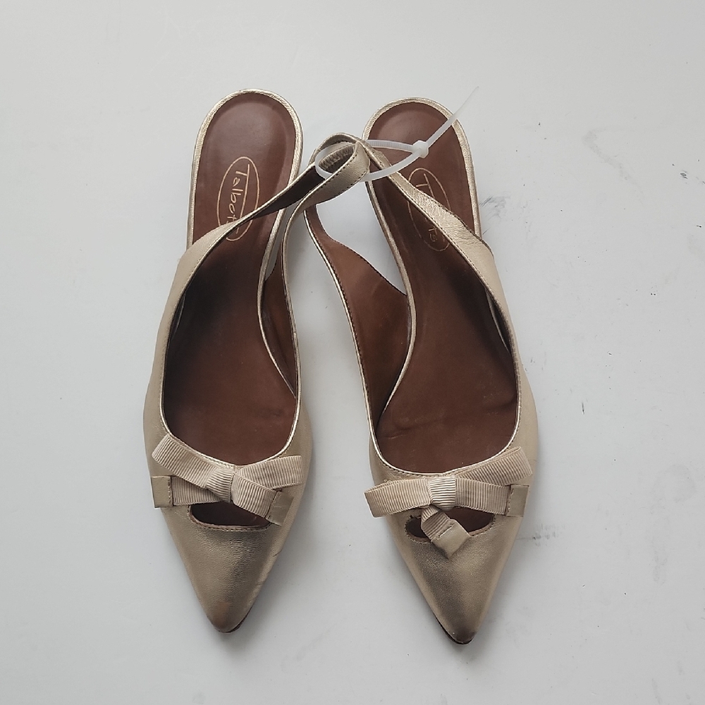 Talbots Gold Women's Flats with Bow Detail